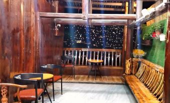 Xijiangyan Landscape Jingmeisu (Viewing Platform Shop)