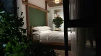 Without SouthMountain Homestay on the South Slope Hotels in Xiuwu County