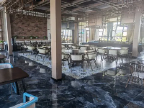 Mudanjiang Peak Yue Zhongxing Hotel