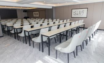 Tongyi Business Hotel