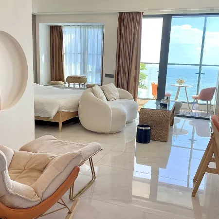Floral Hotel·Nanao Green Water Blue Bay light luxury Hotel