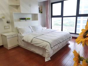 Suzhou Railway Station Suchengzhilian Homestay