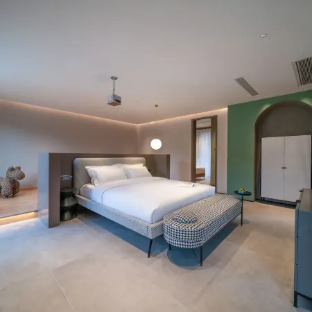 Chongyi No.8 Secret Land New Hakka Light Luxury Homestay