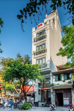 22land Residence 71 Hang Bong Отели рядом с достопримечательностью «Quan Su Temple»