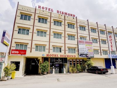 OYO 90118 Hotel Diamond Syariah