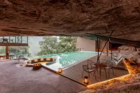 Jianglu Yalugu Hotel - Romantic