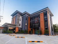 Korner Grand Hotel Hotels in der Nähe von Ubon Platz