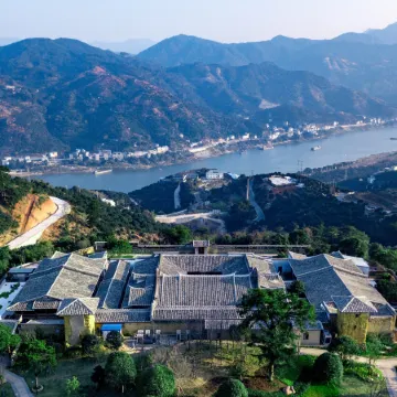 YunPan Aofeng Courtyard