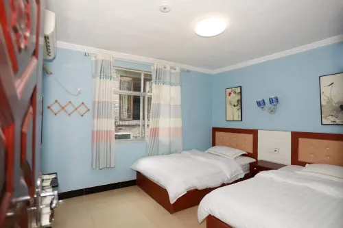 Phoenix Yilingyuan Homestay