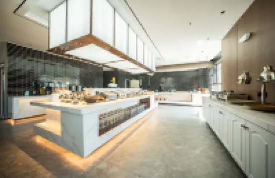 Holiday Inn Ale Thai Fan Hotels in Altay City