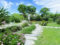 Erhai Zhijing Garden Seaview Hotel Отели в г. Живописная местность Caicun