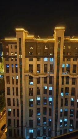 Dunhua enjoy homelike for a while Отели рядом со станцией Dunhua Railway Station