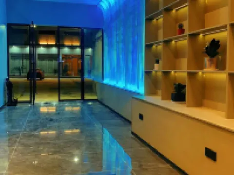 Laifengbenyi LF Hotel