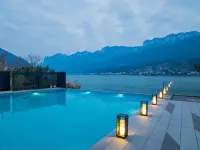 Xiju · Garden | Swimming Pool · Sunset Beach · River View Homestay (Yichang Three Gorges Dam) - Rooftop Pools