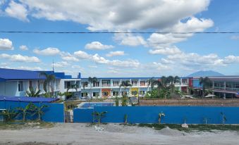 Blue Hotel & Resort