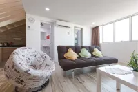 3-Bed Exec Suite RumahKu Airport Penang Hôtels à : Bayan Lepas