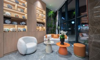 Haiyawan Hotel (Dali High-Speed Rail Station Erhai Park)