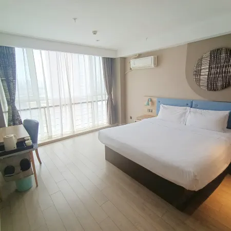 Home Inn (Handan Lianfang Road Congtai Park Branch)