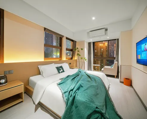 Chongqing Wanchen·Lanton Serviced Apartment (Jiangbei Airport Jincheng Shopping Center)
