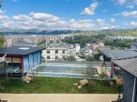 Huayuecheng Jian Scenic Homestay