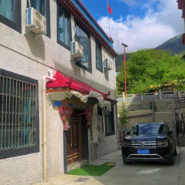 Lozazozhen Family Guest House