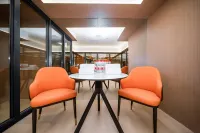 Home Inn Cloud Four Seasons Hotel (Han Tang Cuisine Store, Lun Tai County - Gym