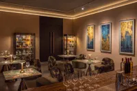 Kunming Shanhaijing Garden · SKANDURA Hotel (Dianchi Lake) - bar