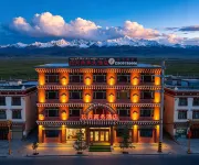 Jiuzhi Yiyue Business Hotel - Parkplatz