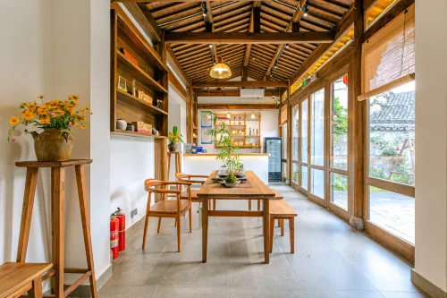Xidi Lodge · Habitat Anhe Mountain Villa (Xidi Ancient Village) - 2-Star