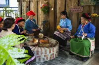 Zucha Homestay (Jingmai Mountain Ancient Tea Forest) - balcone