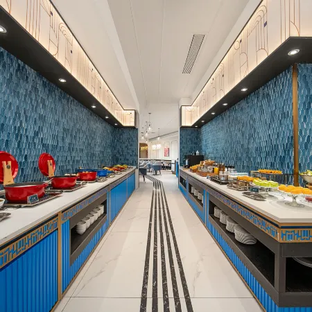 Wuxi Zhongshan Road Sanyang Square Jinjiang Metropolo Hotel Отели рядом с достопримечательностью «Академия Donglin»