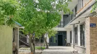 Lanshanju Homestay - 2-Star