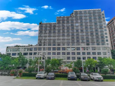 錦洲ホテル(広州国際会議センター越秀公園地下鉄駅)