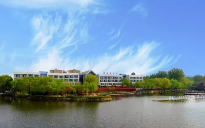 Colorful Resort Hotel Hotels in Sishui