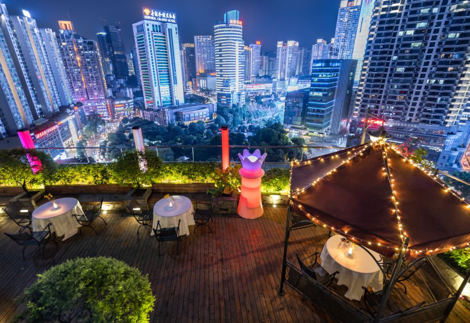 高悦酒店（重庆观音桥步行街店）外景图