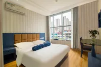Qingzhen NAVIGATOR Apartment (Central International Building)