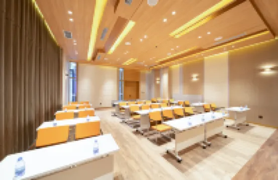 大連北站華南廣場亞朵酒店