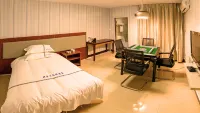 Shinjuku Holiday Inn Tokyo - 2-Star