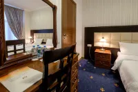 Mirros Hotel Moscow Kremlin Hotels near The Building of the Male Commercial School named after Tsarevich Alexei