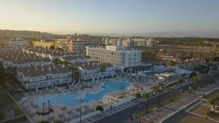 B&B Hotel Almería Vicar Отели рядом с достопримечательностью «Aquarium Costa De Almeria»