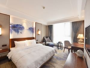 Enjoy Sun Hotel (Hefei Railway Station North Square)