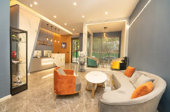 Dali Niuniu E-sports Hotel