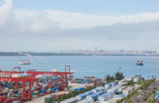 沫莉海景美宿（萬綠園保利中央海岸店）