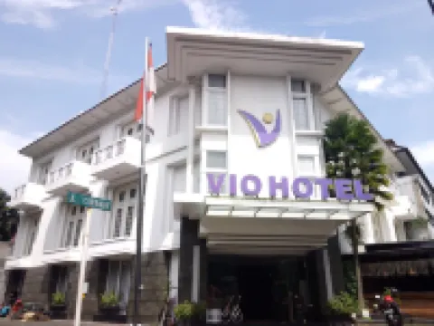 Vio Hotel Cimanuk Bandung Hotels near Taman Lansia