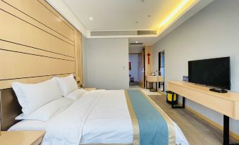 Gongyi Jin and Yue Hotel