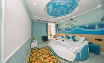 Yuanmou Yuanxing Business Theme Hotel