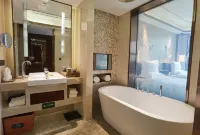 Pengfei Guobin Hotel