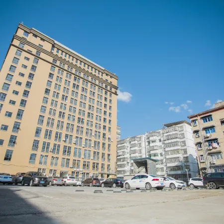 Yadu International Hotel (Jiangxi Leping High School)