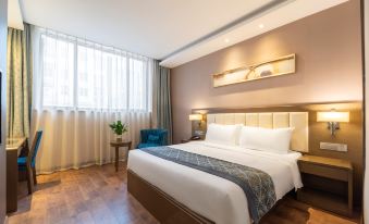 Su Shi Light Luxury Hotel (Shanghai Bund Nanjing Road Pedestrian Street)