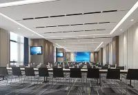 長沙高鐵南站西廣場希爾頓歡朋飯店